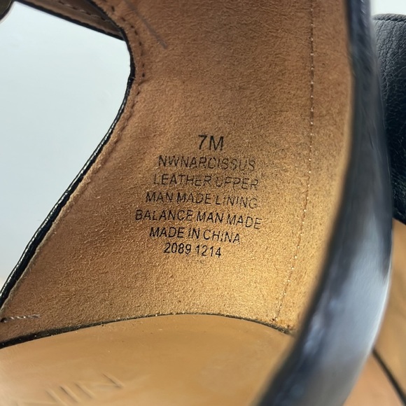 Nine West black ankle strap wedge sandals - Picture 12 of 13